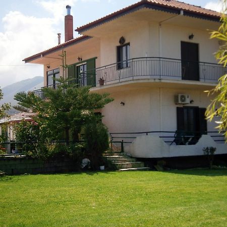 Georgia'S Little Village Plataria Exterior photo