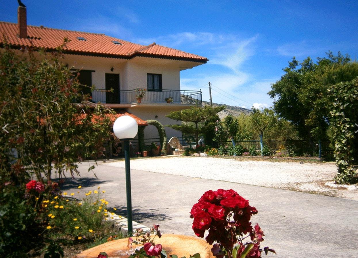 Georgia'S Little Village Plataria Exterior photo